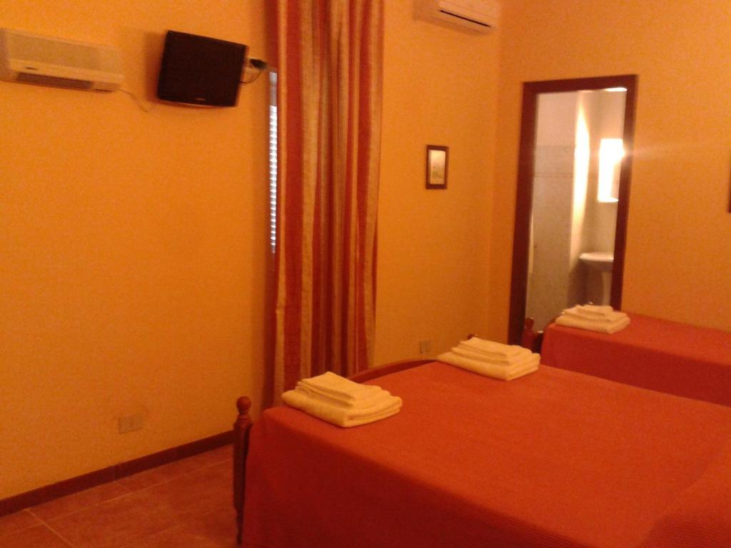 Agriturismo Marcosimone Marco Simone Habitación foto